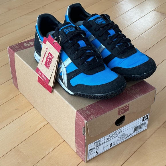 NEW Onitsuka Tiger Ultimate 81 sneakers Blue/Silver size women’s US 6.5 - Picture 2 of 11